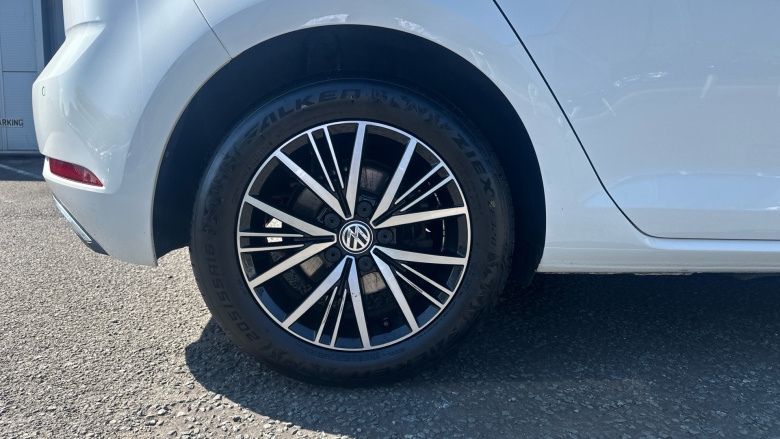 Volkswagen Golf 1.4 TSI SE [Nav] 5dr DSG Petrol Hatchback
